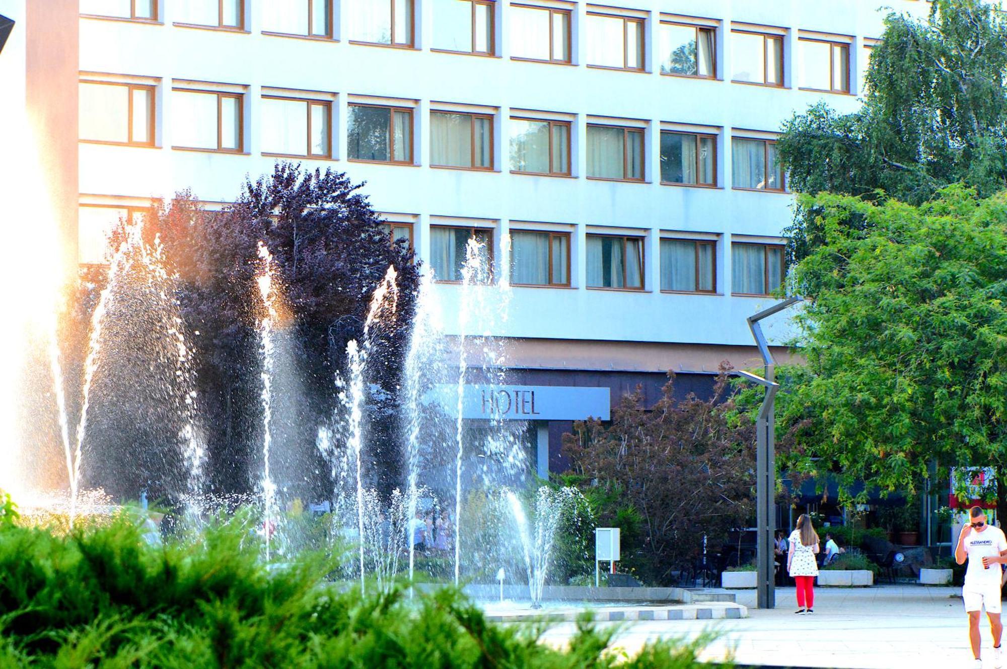 Hemus Hotel - Vratza Vratsa Exterior photo
